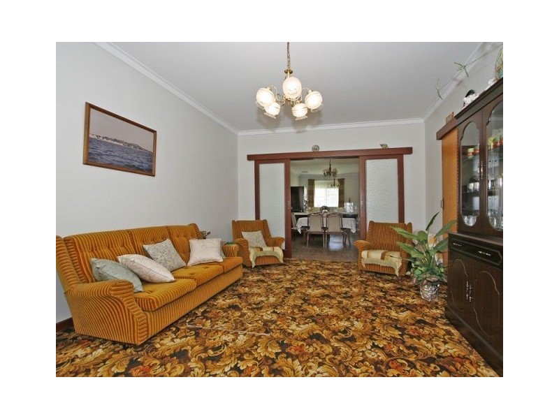 151 Moylan Road, Wattleup WA 6166