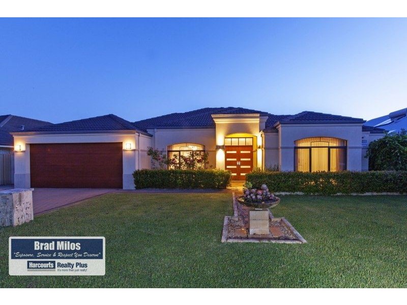 16 Fawcett Crescent, Canning Vale WA 6155