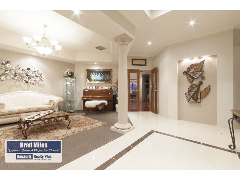 16 Fawcett Crescent, Canning Vale WA 6155