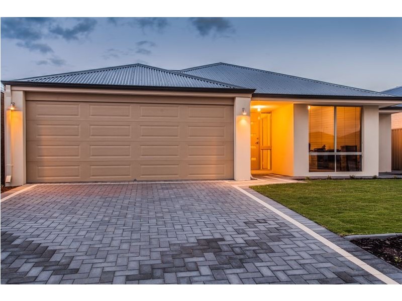 18 Daimpre Way, Byford WA 6122