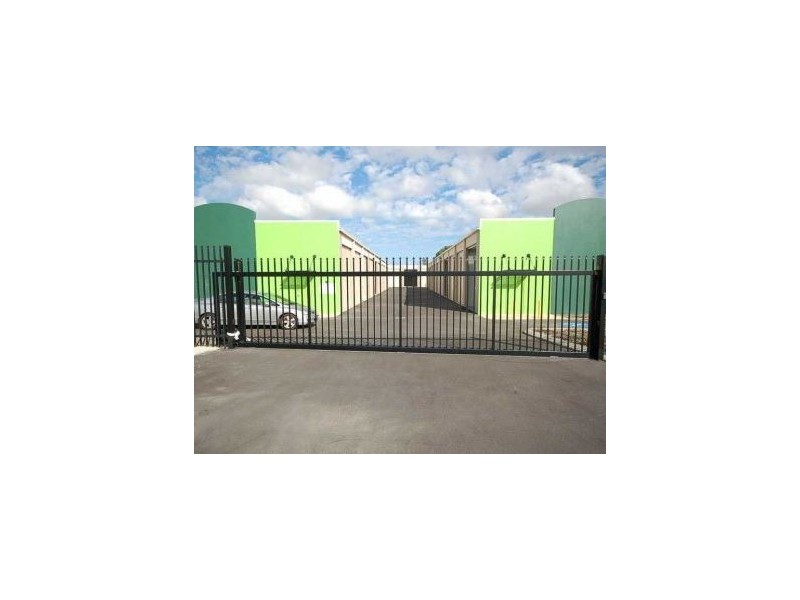 17/5 Malland Street, Myaree WA 6154