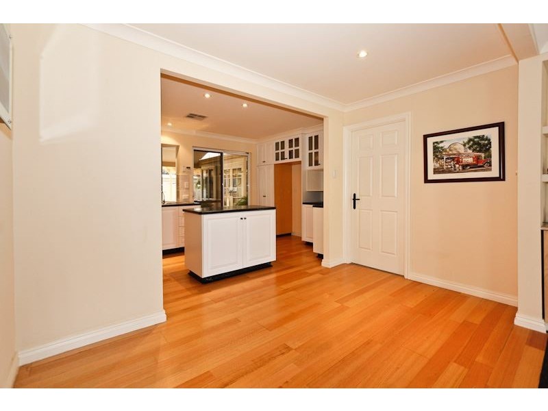 18 Benedick Road, Coolbellup WA 6163