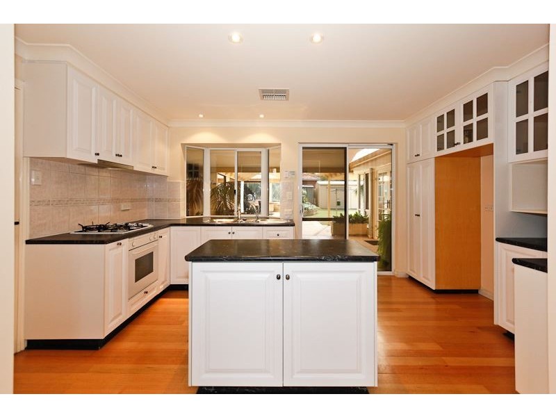 18 Benedick Road, Coolbellup WA 6163