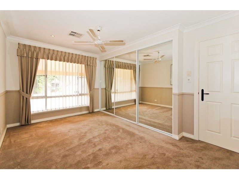 18 Benedick Road, Coolbellup WA 6163