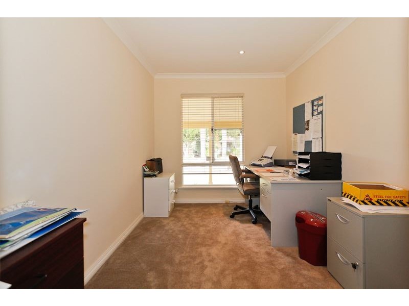 18 Benedick Road, Coolbellup WA 6163