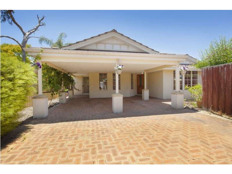 3B Curlew Way, Yangebup WA 6164