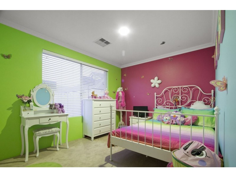 28 Frenchmans Crescent, Secret Harbour WA 6173