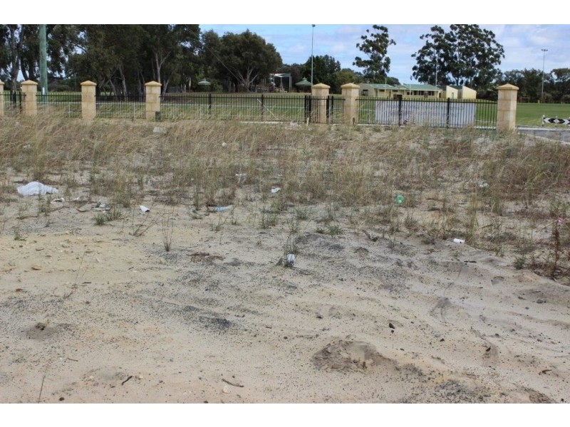 2/302 Southern River Road, Southern River WA 6110