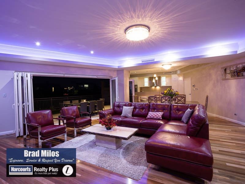 34 Arabella Loop, North Coogee WA 6163