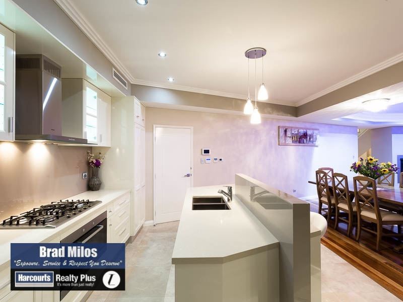 34 Arabella Loop, North Coogee WA 6163