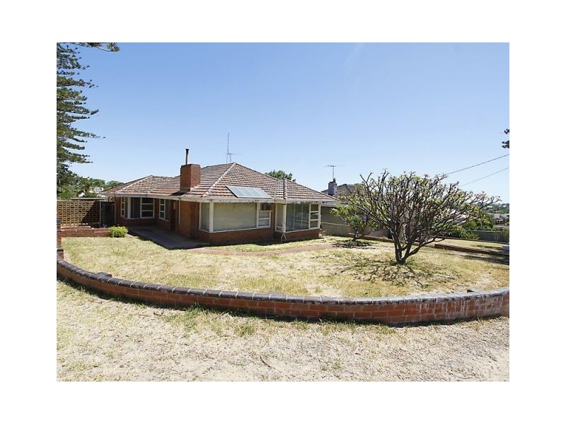 253 South Street, Beaconsfield WA 6162