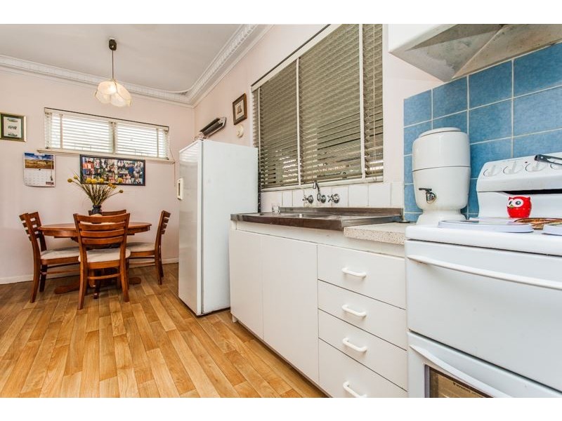 116 Kitchener Road, Alfred Cove WA 6154