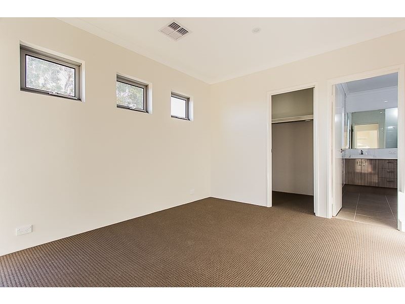 2/26 Scales Way, Spearwood WA 6163