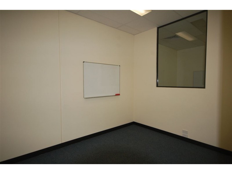 9/752 North Lake Road, South Lake WA 6164