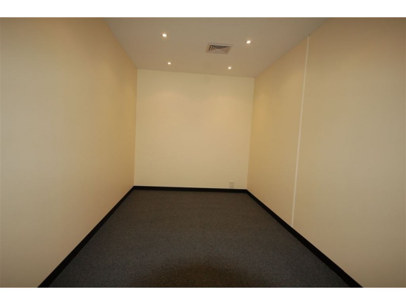 9/752 North Lake Road, South Lake WA 6164