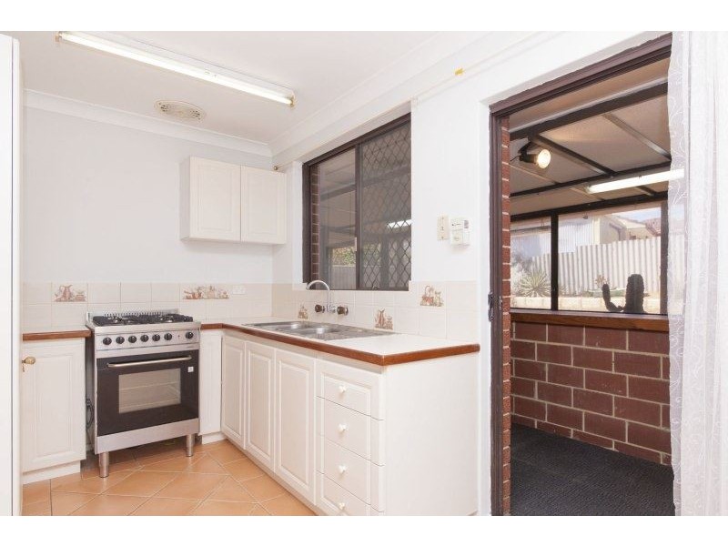 2a Potter Court, Spearwood WA 6163