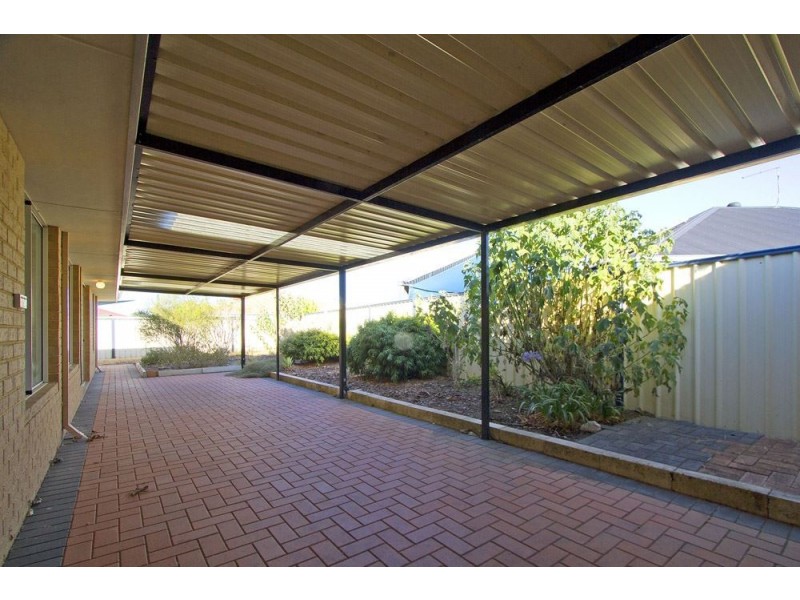 35 Araluen Crescent, Bertram WA 6167