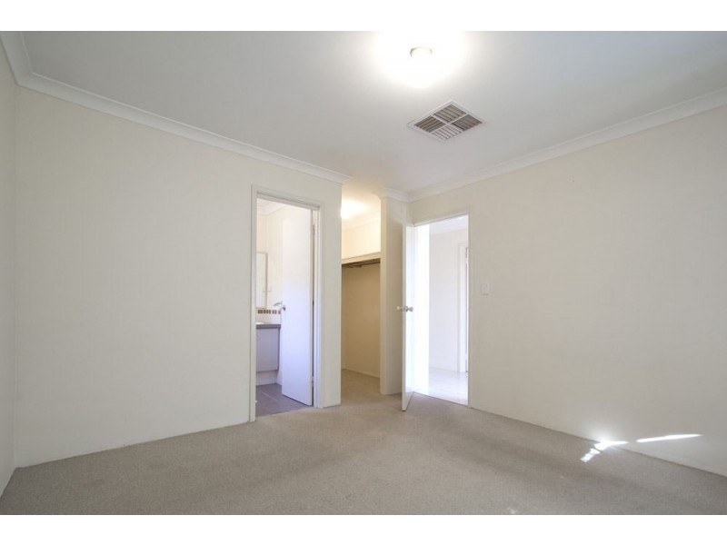 35 Araluen Crescent, Bertram WA 6167