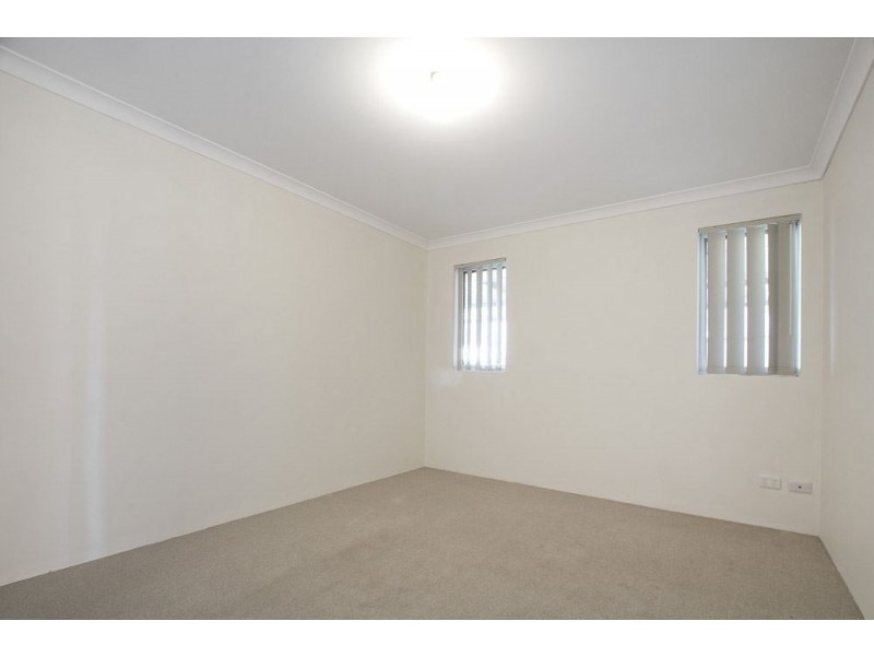 35 Araluen Crescent, Bertram WA 6167