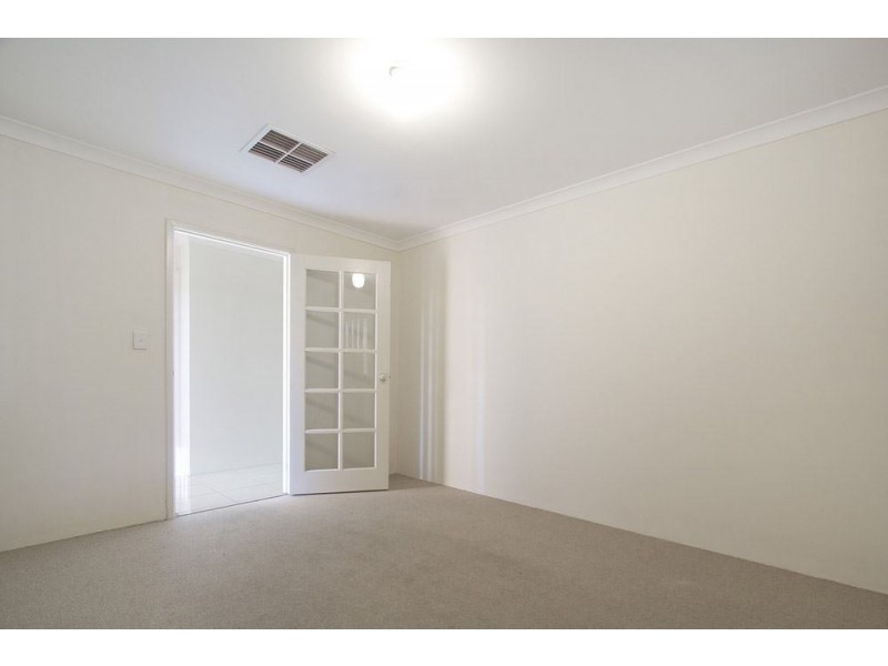 35 Araluen Crescent, Bertram WA 6167