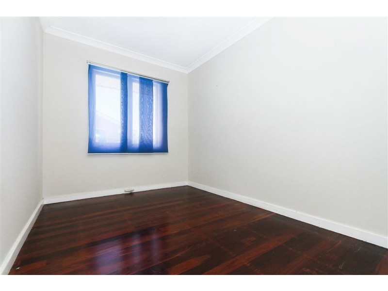 17 Doherty Road, Coolbellup WA 6163