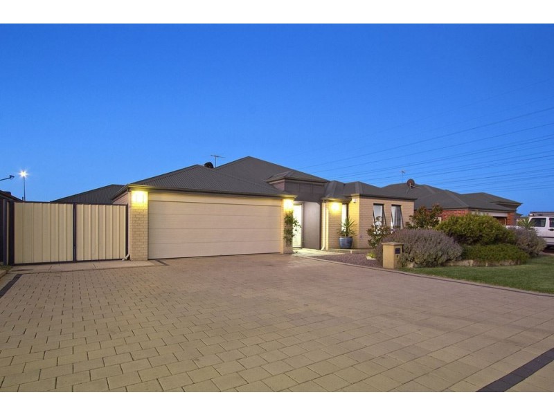 4 Crockett Way, Success WA 6164