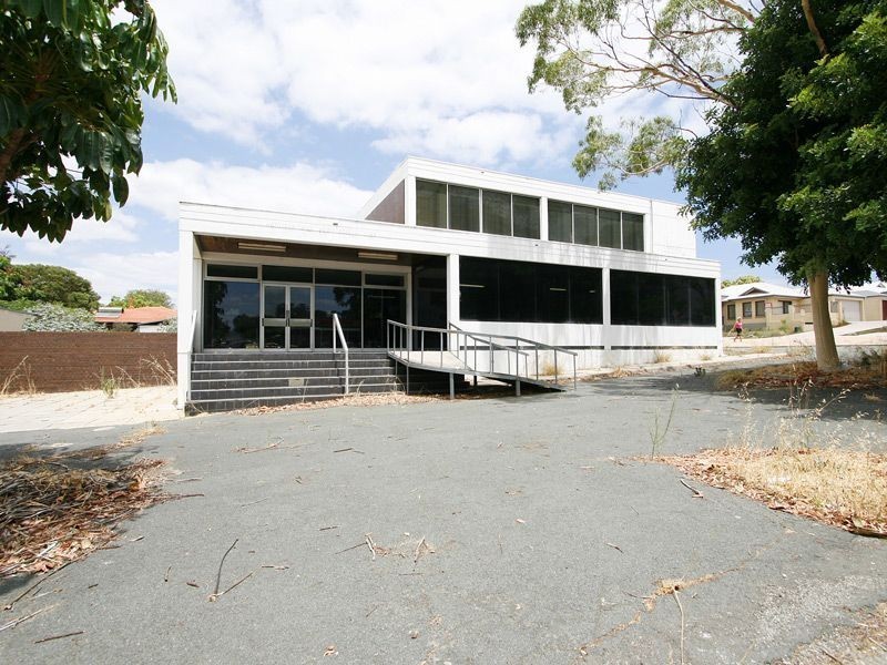 5 Dodd Street, Hamilton Hill WA 6163