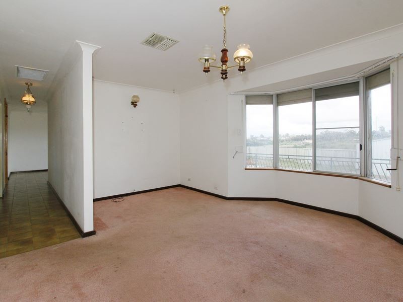 163 Dalison Avenue, Wattleup WA 6166