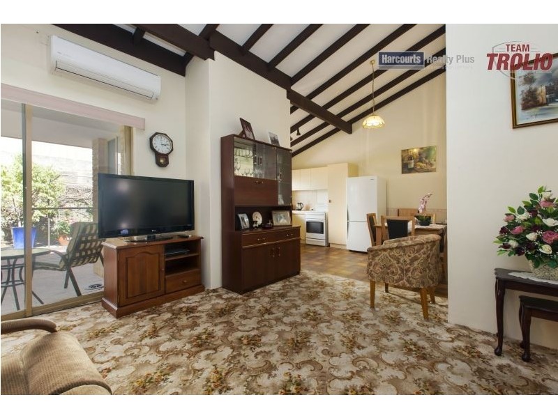 9/4 Edeline Street, Spearwood WA 6163