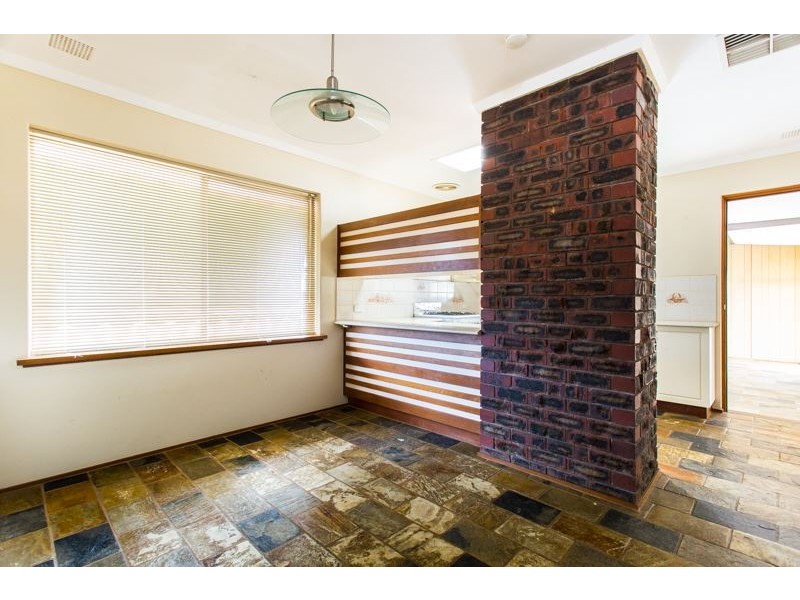 8 Gaunt Road, Spearwood WA 6163