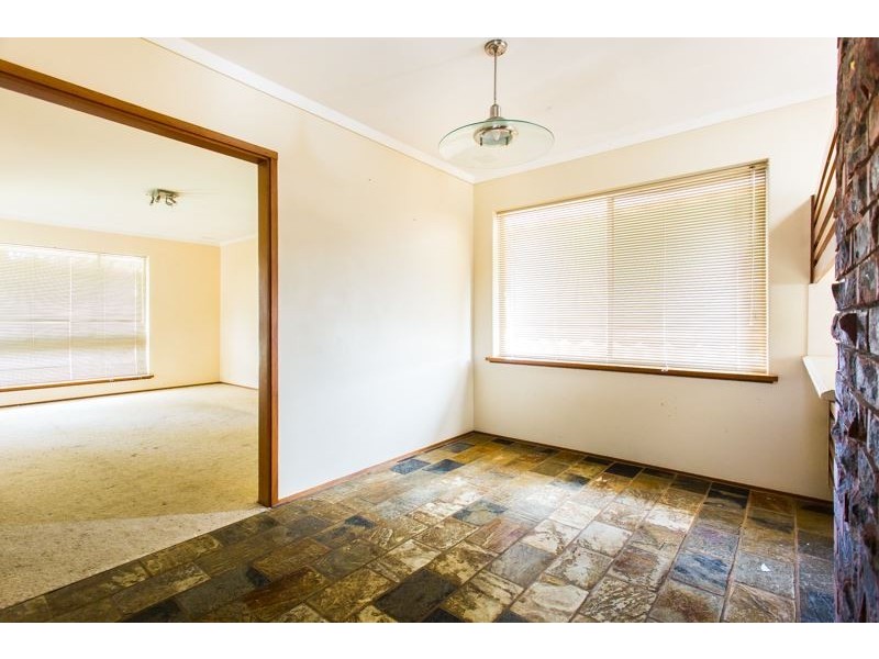 8 Gaunt Road, Spearwood WA 6163