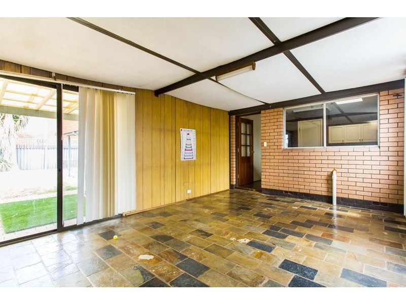 8 Gaunt Road, Spearwood WA 6163