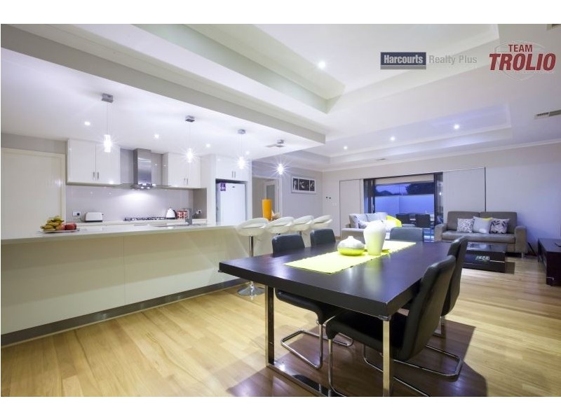 10A England Street, Hamilton Hill WA 6163