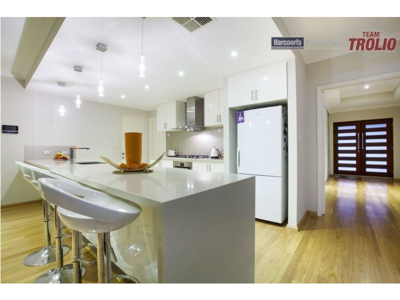 10A England Street, Hamilton Hill WA 6163