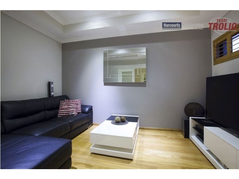 10A England Street, Hamilton Hill WA 6163