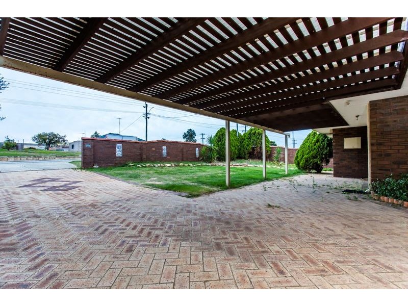 28 Hamilton Road, Hamilton Hill WA 6163