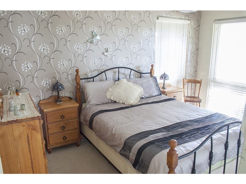 17 Dowling Street, Orelia WA 6167