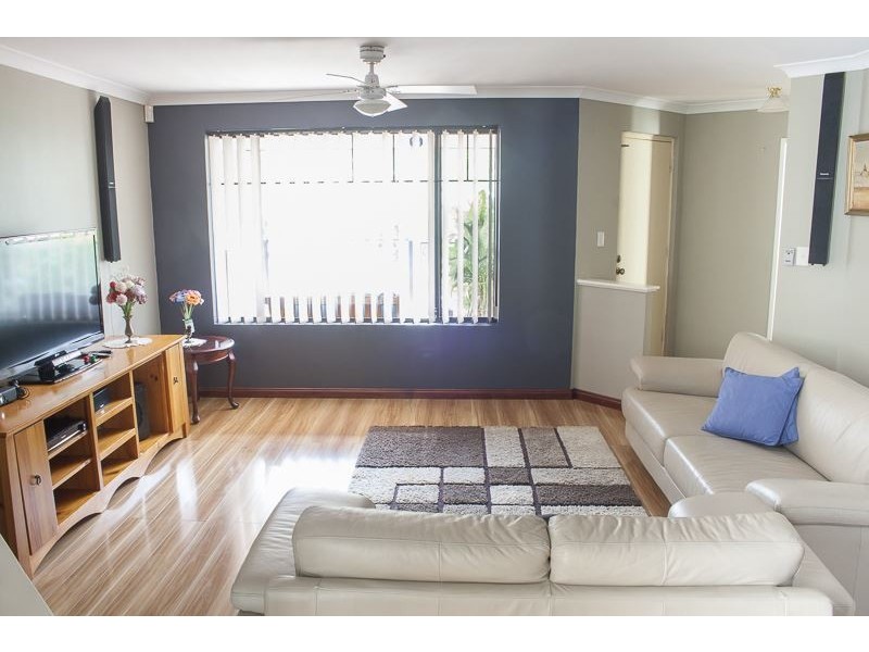 22 Rutherford Square, Orelia WA 6167