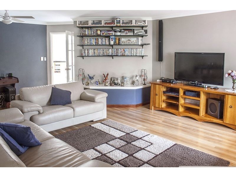 22 Rutherford Square, Orelia WA 6167