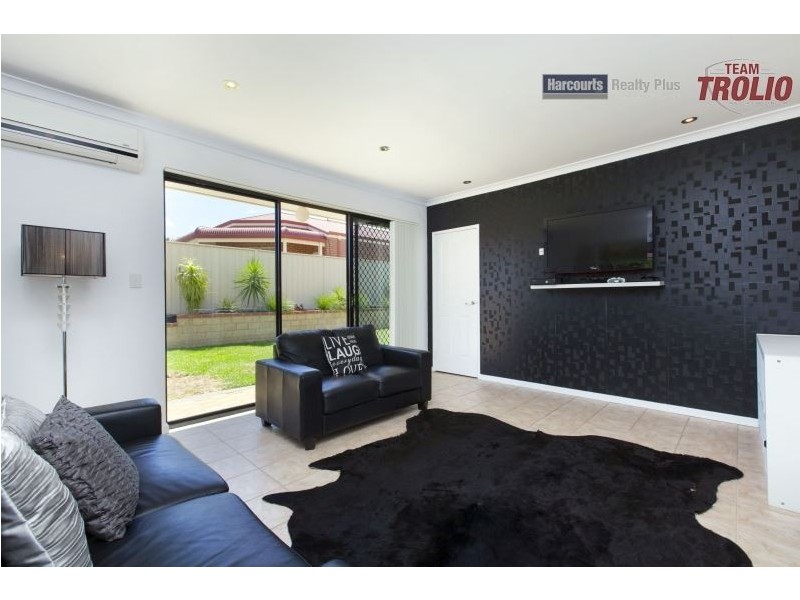 12 Bilcich Gardens, Spearwood WA 6163