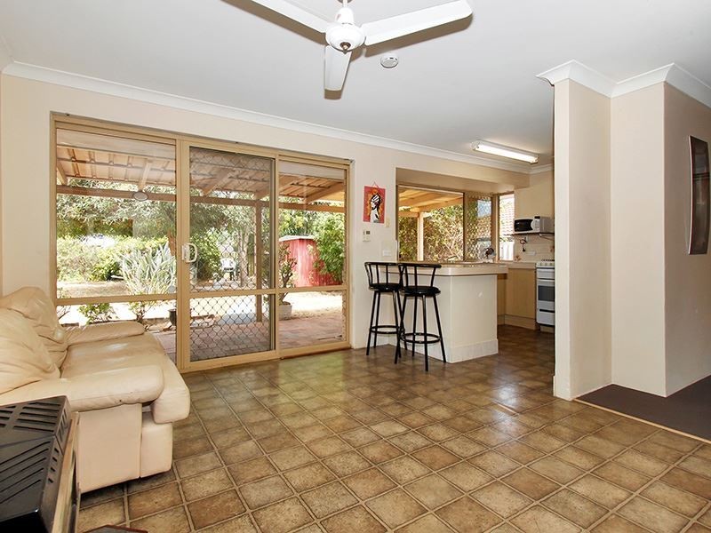 21 Angus Avenue, Spearwood WA 6163