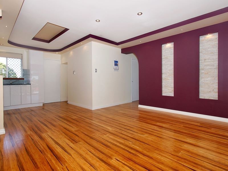 11/4 Southend Rd, Hamilton Hill WA 6163