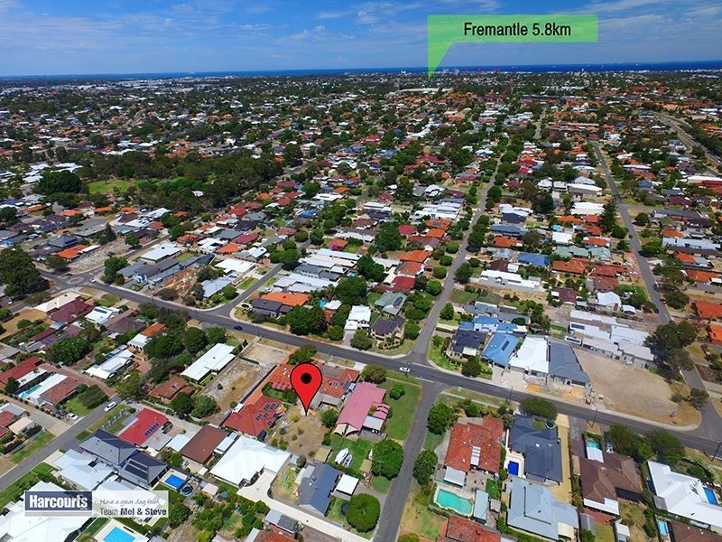 16A Rome Road, Alfred Cove WA 6154
