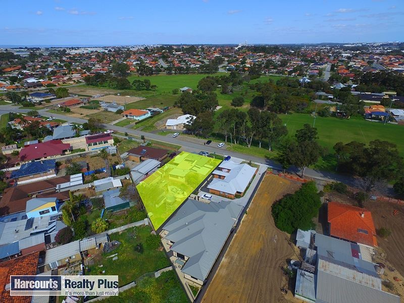 12 Reserve Road, Spearwood WA 6163