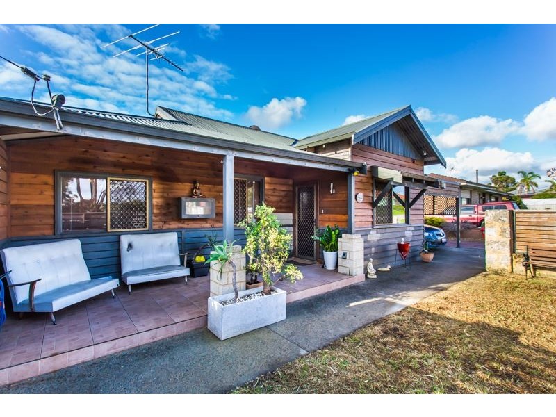 12 Reserve Road, Spearwood WA 6163