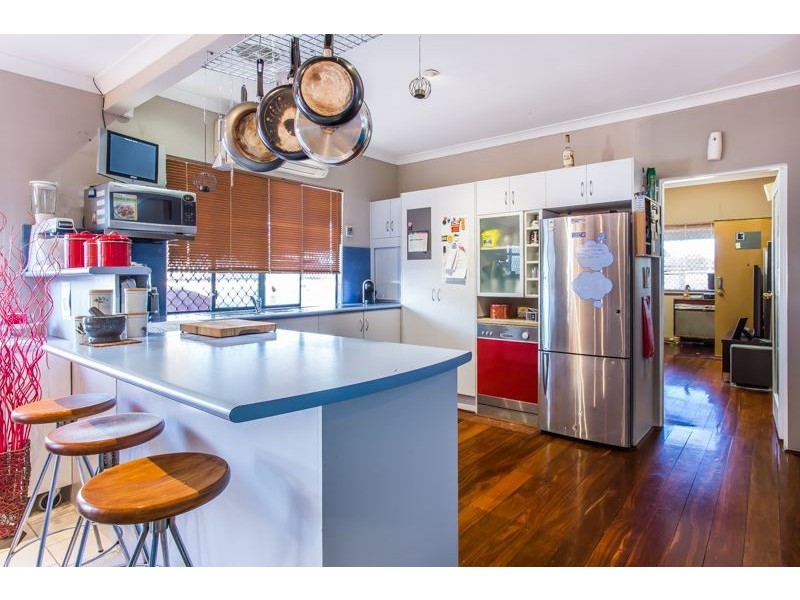 12 Reserve Road, Spearwood WA 6163