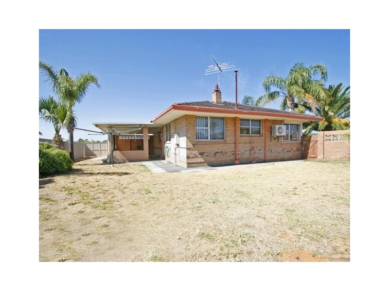 452 Rockingham Road, Munster WA 6166