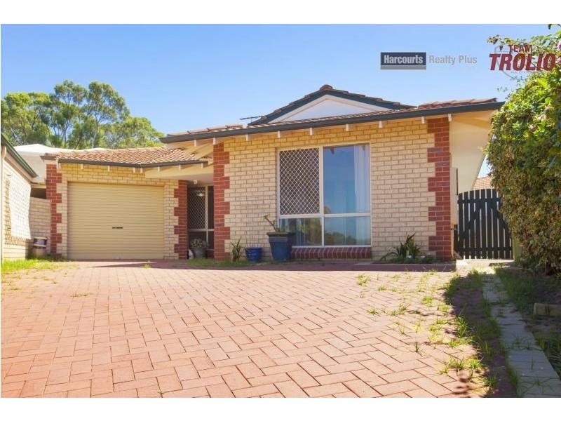 15A Gumina Place, Munster WA 6166