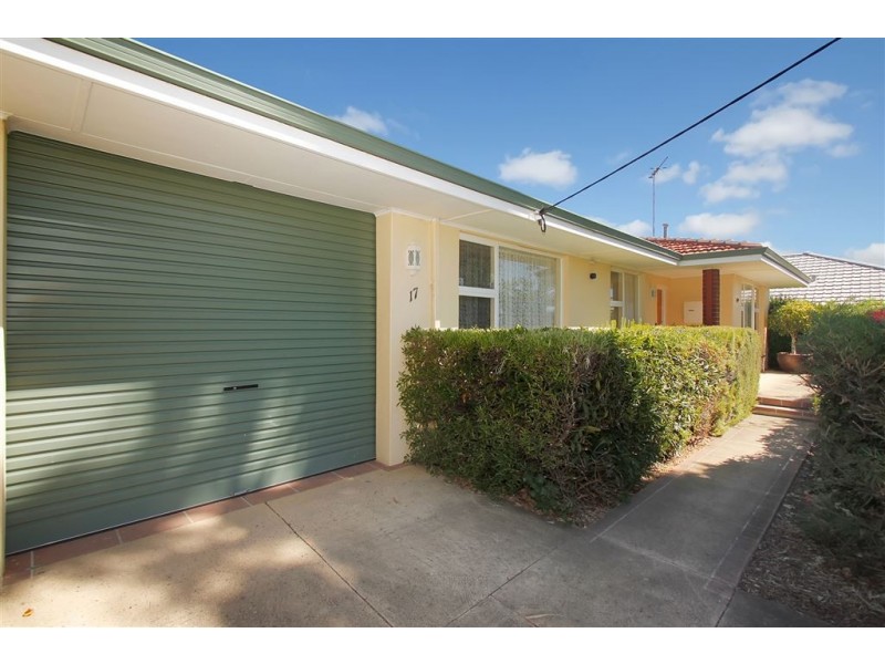 17 Scales Way, Spearwood WA 6163