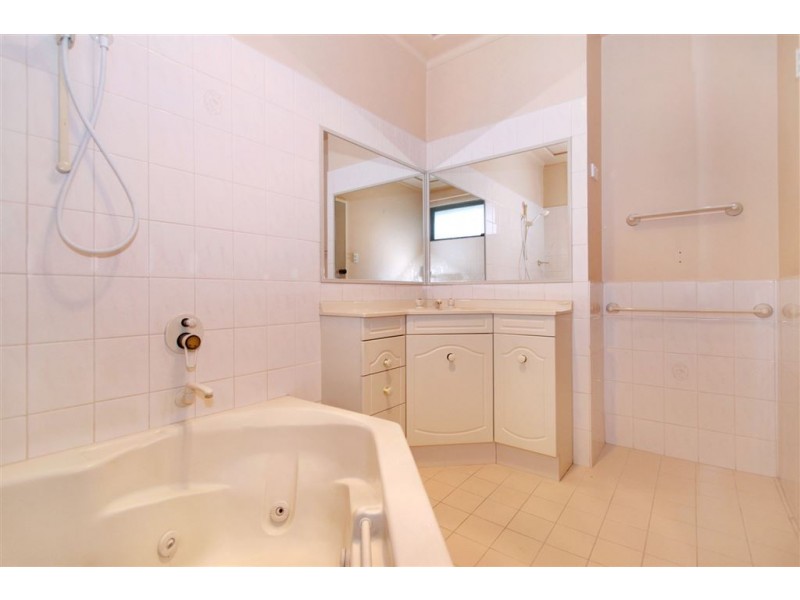 17 Scales Way, Spearwood WA 6163